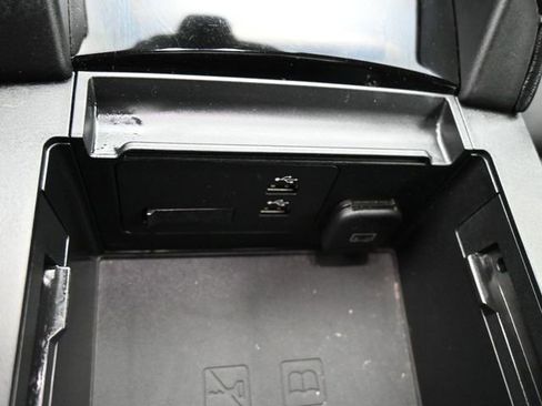 Certified 2022 MAZDA MAZDA3 s image 17