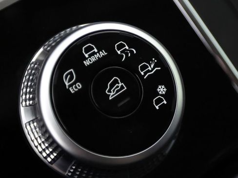 Used 2024 Mitsubishi Outlander SE FWD image 26