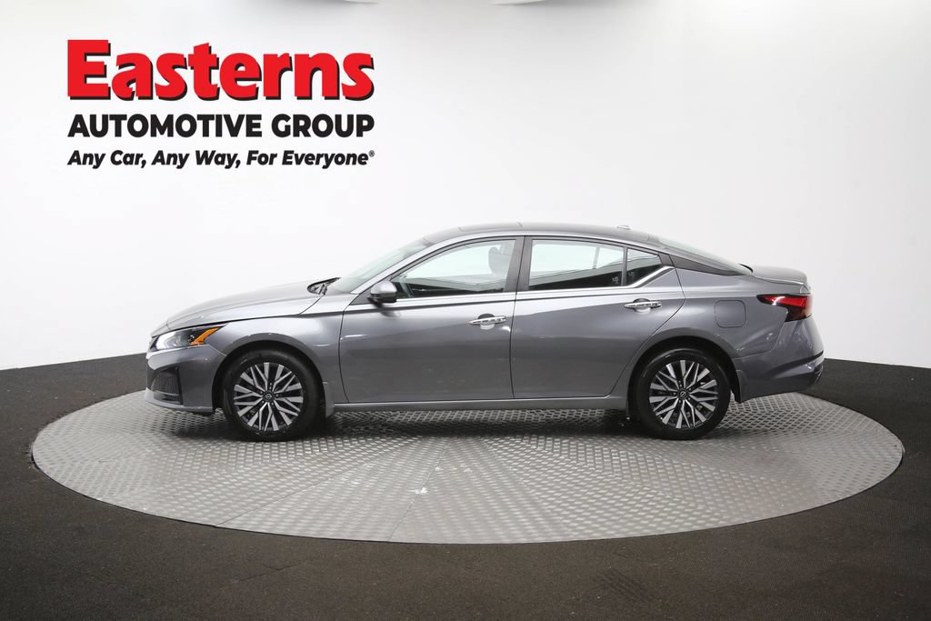 Used 2023 Nissan Altima 2.5 SV w/ SV Premium Package AWD/4WD image 62
