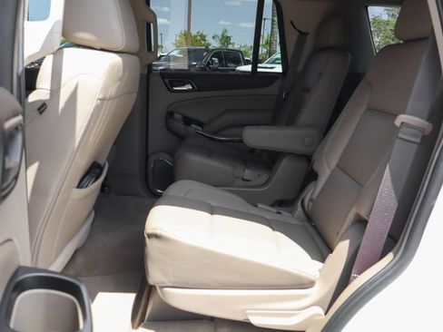 Used 2018 GMC Yukon SLT w/ Open Road Package RWD image 49