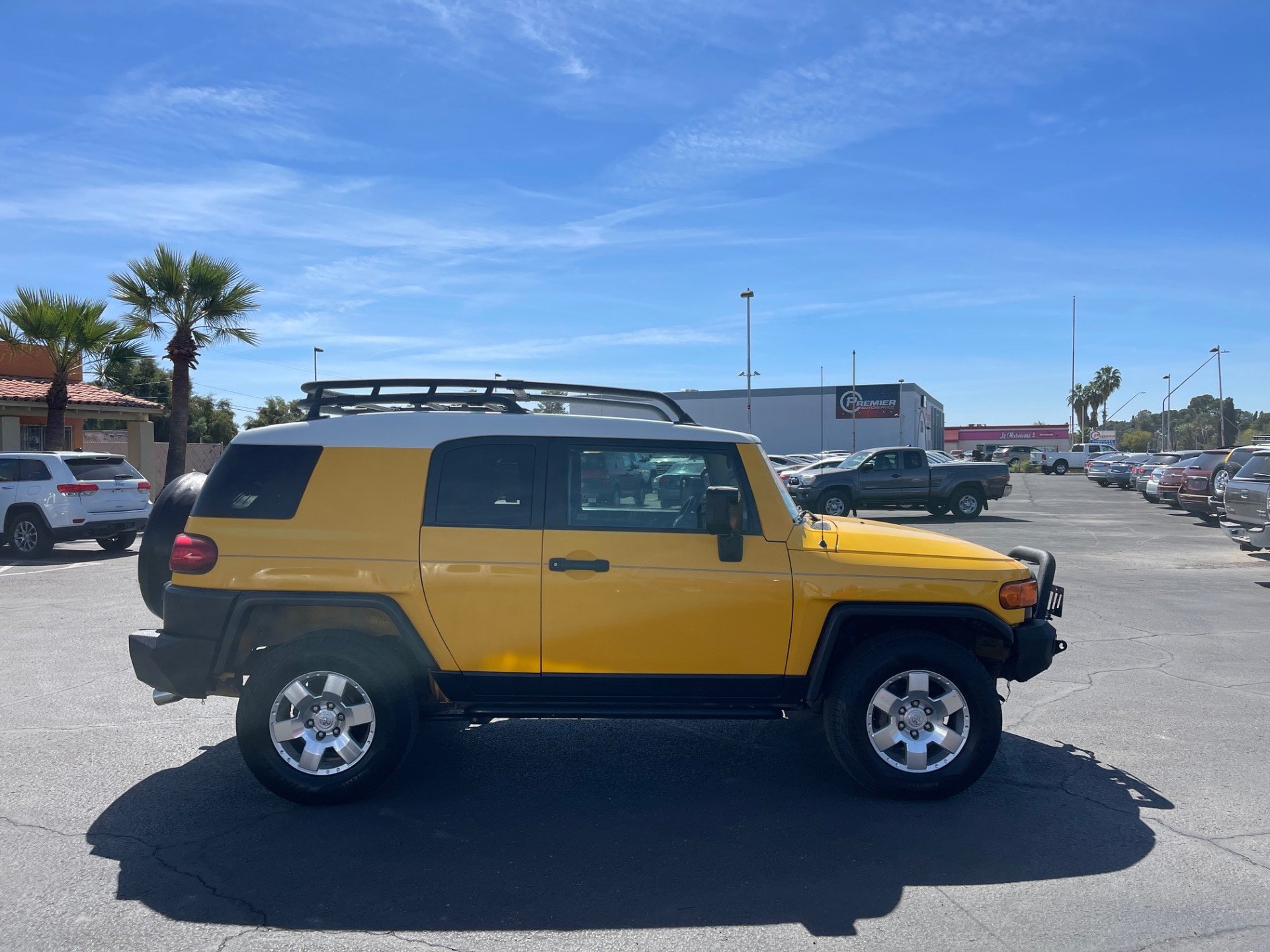 Used 2007 Toyota FJ Cruiser 4WD image 6