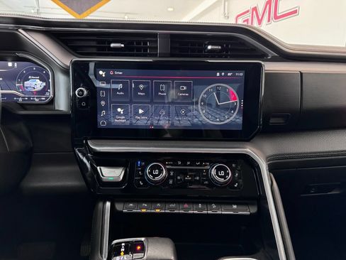 Certified 2022 GMC Sierra 1500 Denali AWD/4WD image 19