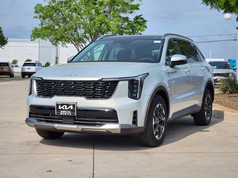 New 2026 Kia Sorento S w/ S Panoramic Sunroof Package FWD image 2