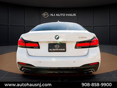 Used 2023 BMW 540i w/ M Sport Package RWD image 8
