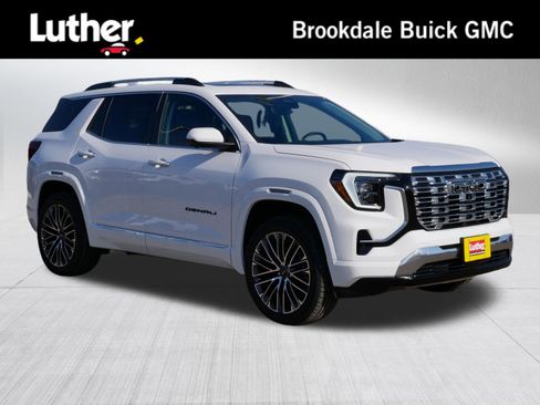New 2026 GMC Terrain Denali w/ LPO, Black Badging Package image 1