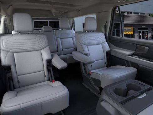 New 2025 Ford Expedition Max Platinum w/ Platinum Ultimate Package AWD/4WD image 34