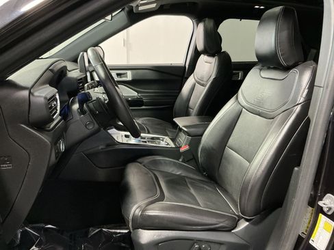Used 2023 Ford Explorer ST w/ Equipment Group 401A AWD/4WD image 14