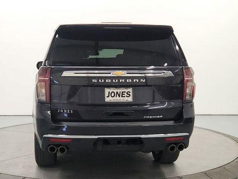 Used 2023 Chevrolet Suburban Premier RWD image 6