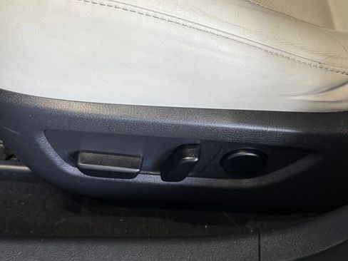 Used 2022 MAZDA CX-30 AWD 2.5 S w/ Premium Package image 20