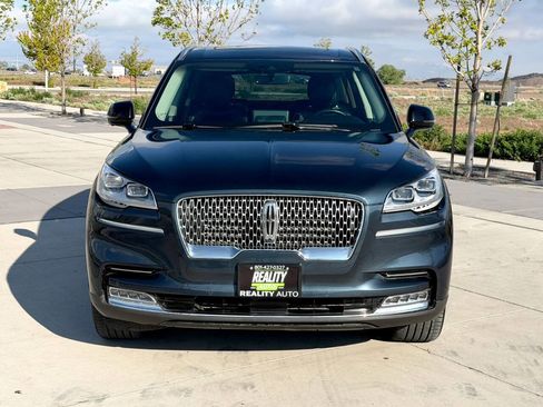 Used 2024 Lincoln Aviator Reserve w/ Equipment Group 201A AWD/4WD image 2