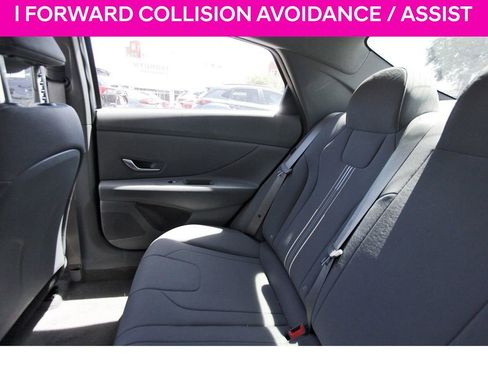 Certified 2025 Hyundai Elantra Sport FWD image 12
