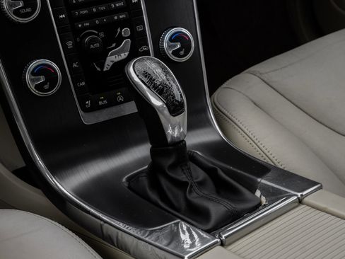 Used 2015 Volvo S60 T5 Premier image 20