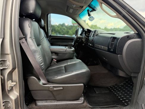 Used 2012 GMC Sierra 1500 SLE w/ Regional Value Package RWD image 16