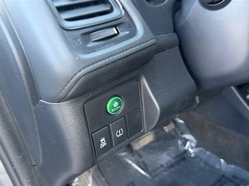 Used 2021 Honda HR-V LX image 29