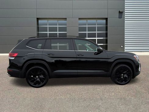 New 2026 Volkswagen Atlas SEL Premium R-Line image 8
