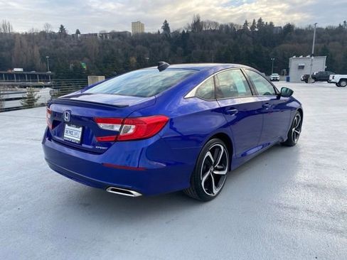 Used 2022 Honda Accord Sport image 12