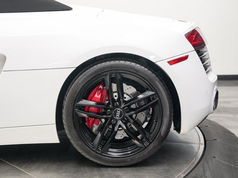 Used 2015 Audi R8 V8 image 4