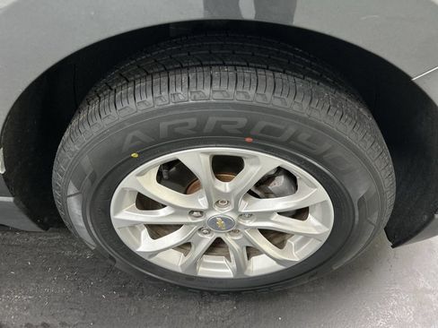 Used 2021 Chevrolet Equinox LT AWD/4WD image 8