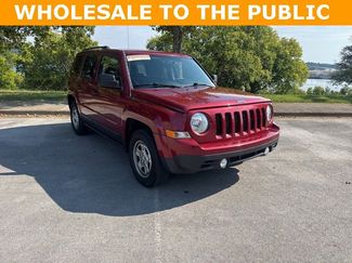 Used 2016 Jeep Patriot Sport image 1