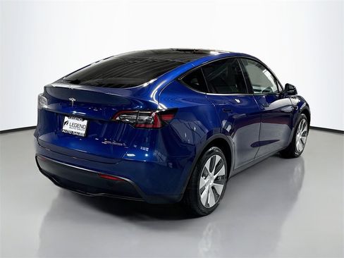 Used 2020 Tesla Model Y Long Range image 7