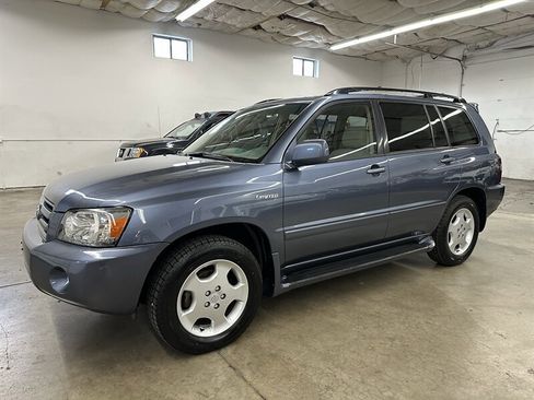 Used 2005 Toyota Highlander Limited image 6