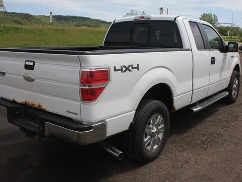 Used 2011 Ford F150 XLT w/ XLT Chrome Pkg AWD/4WD image 3