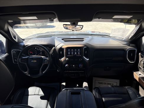 Used 2021 Chevrolet Silverado 1500 High Country w/ Technology Package image 19