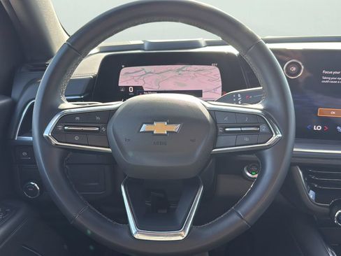 Used 2025 Chevrolet Tahoe LT RWD image 14