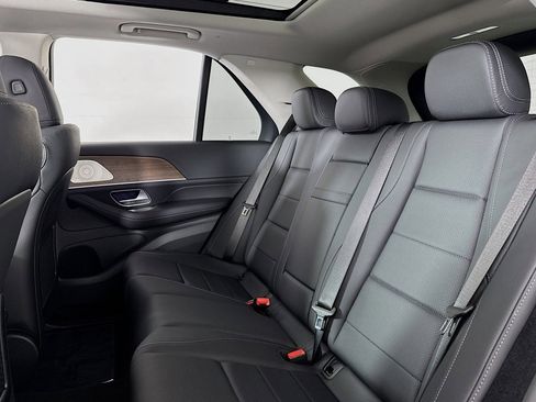 New 2026 Mercedes-Benz GLE 450e 4MATIC image 7