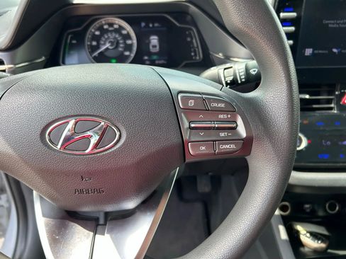Used 2022 Hyundai Ioniq Blue image 15
