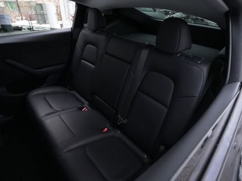 Used 2023 Tesla Model Y Long Range image 20