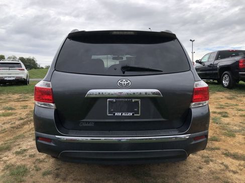 Used 2011 Toyota Highlander 2WD image 11