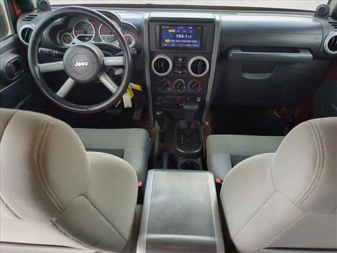 Used 2010 Jeep Wrangler Unlimited Sahara w/ Trailer Tow Group image 15