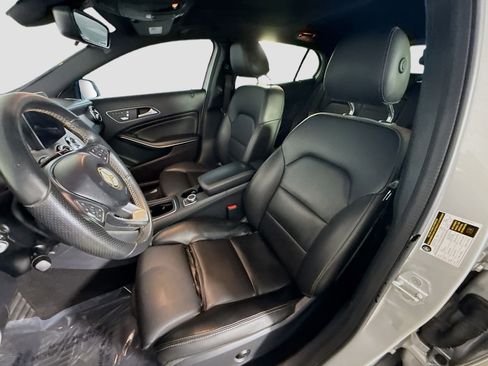 Used 2018 Mercedes-Benz GLA 250 4MATIC image 22