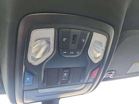 Used 2023 RAM 1500 Big Horn AWD/4WD image 17