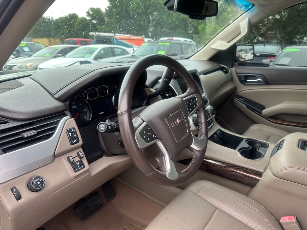Used 2015 GMC Yukon XL SLT w/ Open Road Package RWD image 7