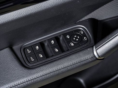 Certified 2022 Porsche Cayenne image 26