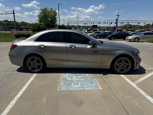 Used 2020 Mercedes-Benz C 300 4MATIC Sedan image 6