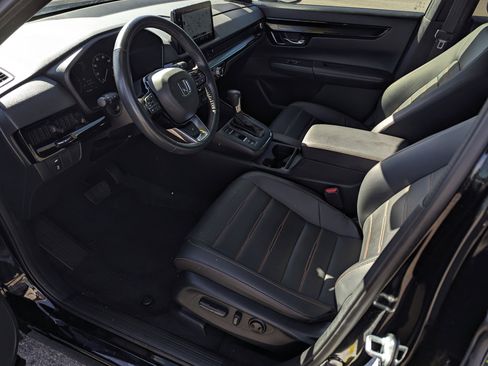 Used 2023 Honda CR-V Sport Touring image 9