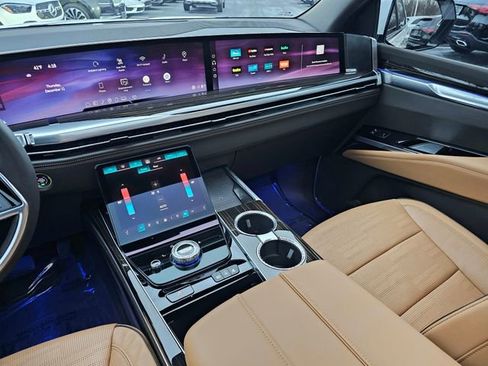 Used 2025 Cadillac Escalade Premium Luxury w/ Touring Package image 42