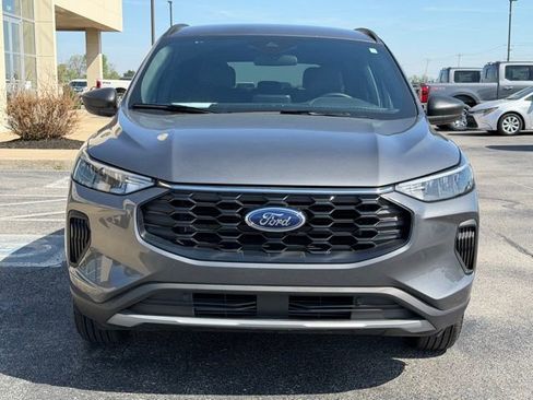 Certified 2025 Ford Escape ST-Line w/ Cold Weather Package AWD/4WD image 2