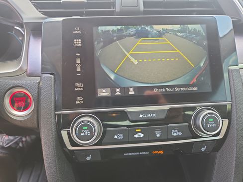 Used 2016 Honda Civic Touring image 24