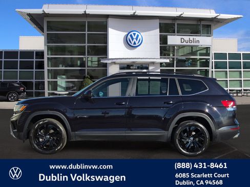 Certified 2023 Volkswagen Atlas SE w/ Panoramic Sunroof Package image 7