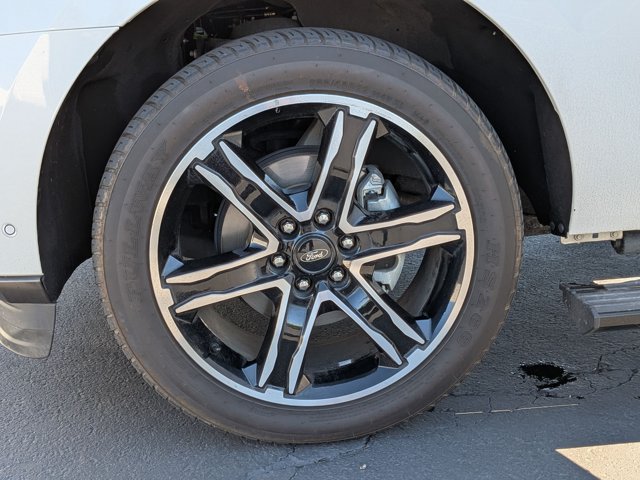 Used 2021 Ford Expedition Limited AWD/4WD image 15