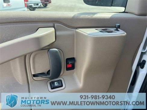 Used 2022 Chevrolet Express 2500 Work Van w/ Driver Convenience Package image 13