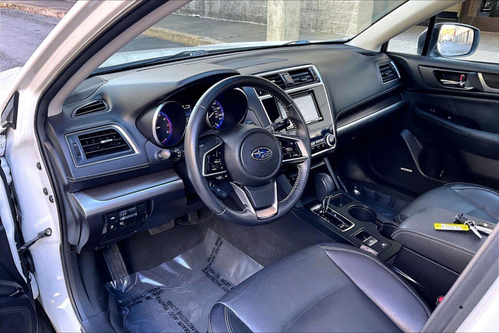 Used 2018 Subaru Legacy 2.5i Limited AWD/4WD image 10
