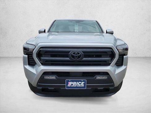 Used 2024 Toyota Tacoma SR5 image 3