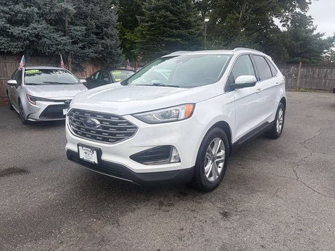 Used 2020 Ford Edge SEL w/ Cold Weather Package AWD/4WD image 2