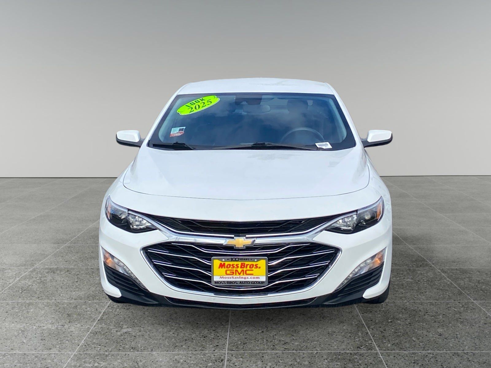 Used 2025 Chevrolet Malibu LT FWD image 8