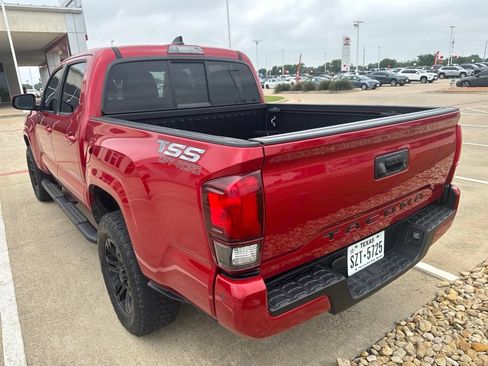 Used 2022 Toyota Tacoma SR w/ SR Convenience Package RWD image 4